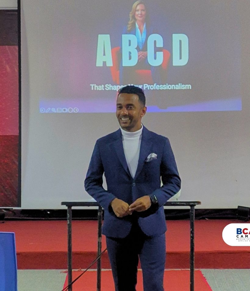 Sampath Soysa delivering a personal branding session
